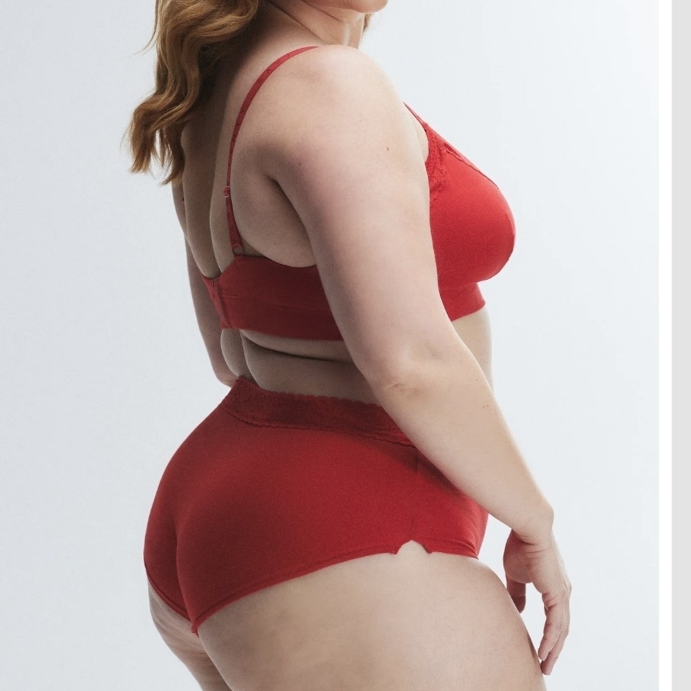 Savage X Fenty Scarlet Lace Trim Panties *BUNDLES ARE BEST*